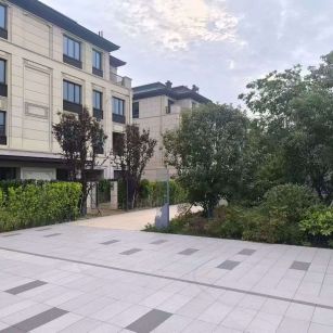 沧州 芝麻白与芝麻白搭配铺装，尺寸1200*600