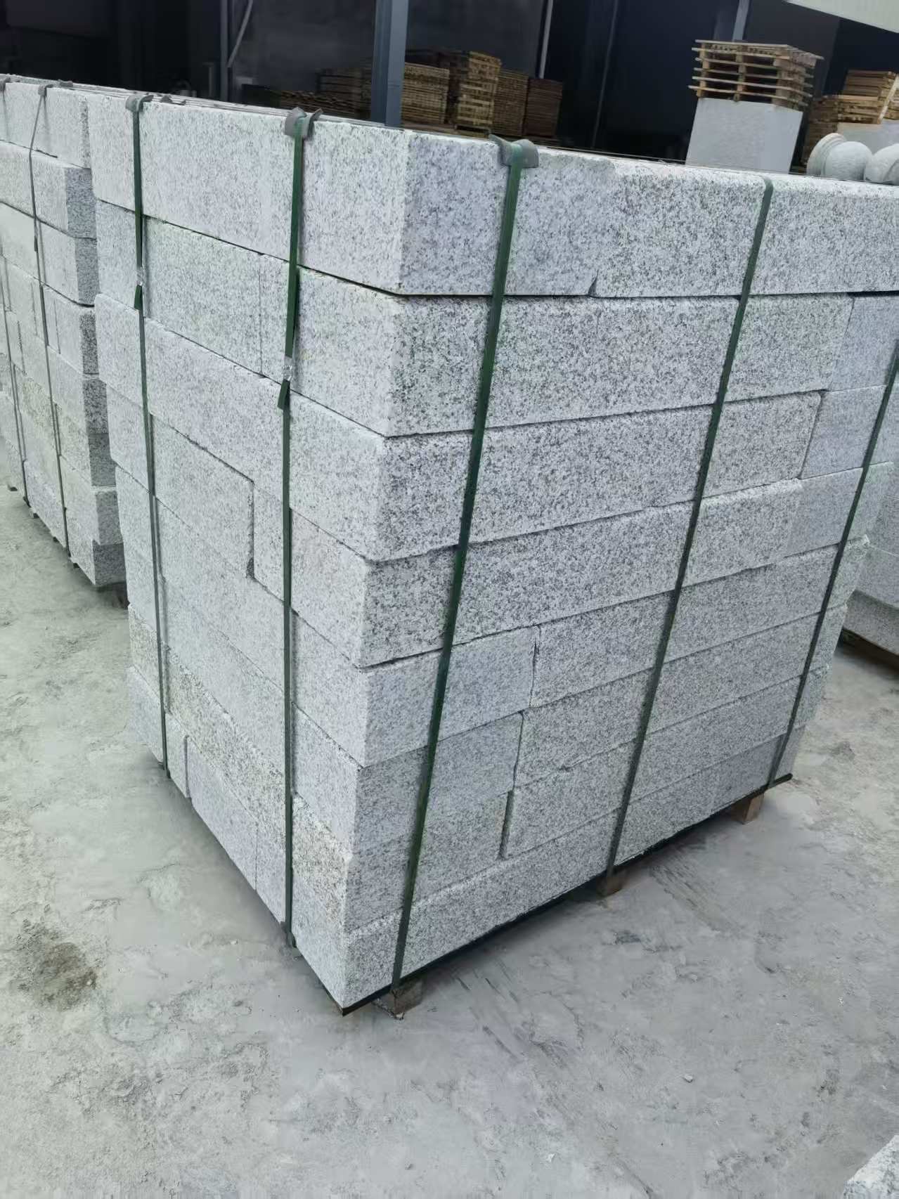 沧州 芙蓉白火烧两面路沿石