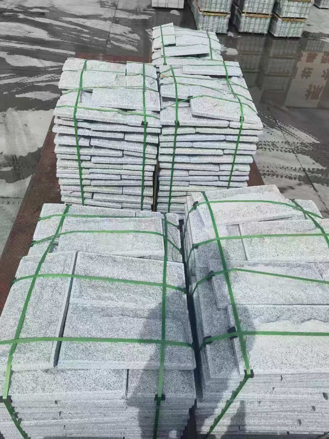 沧州 芝麻白蘑菇石装车出货