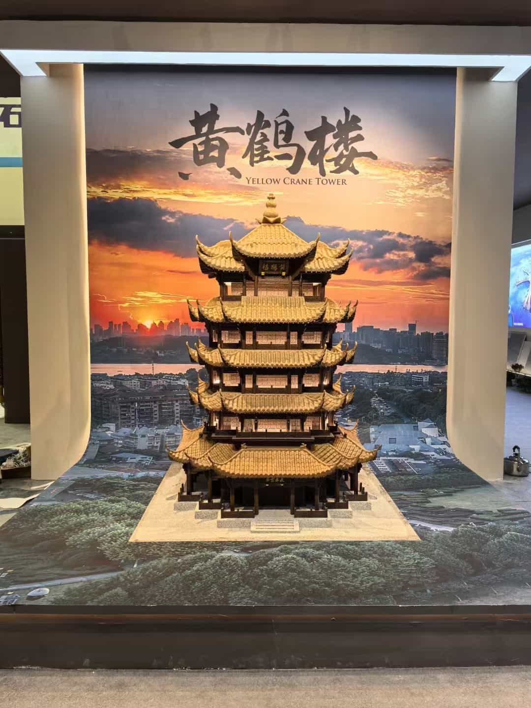 沧州仿古石文创作品-黄鹤楼