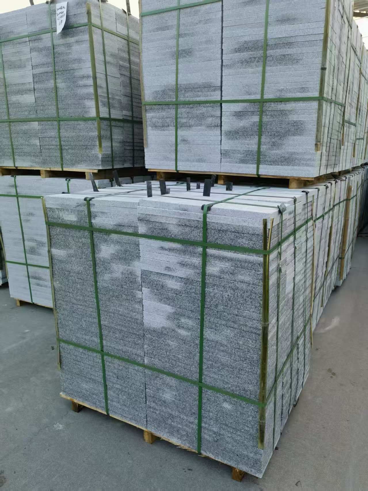 沧州 芝麻白地铺石材