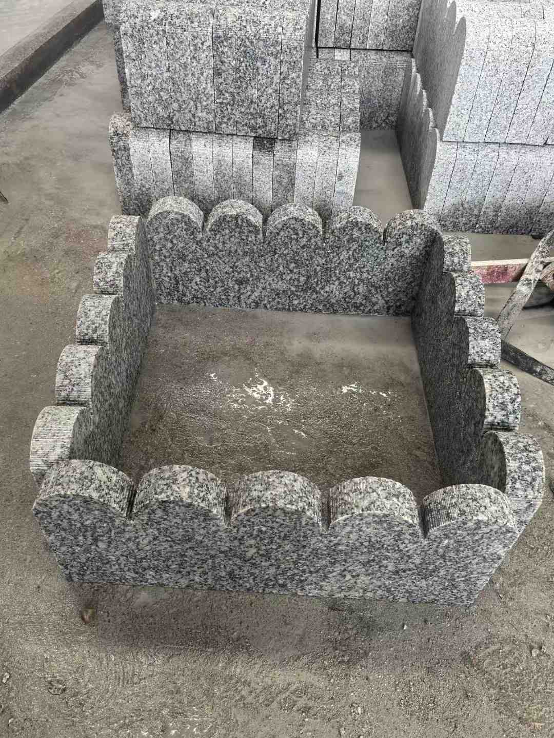 沧州 花边石、花坛围栏石、花池界石、菜园栅栏石、镶边石、波浪状界石介绍