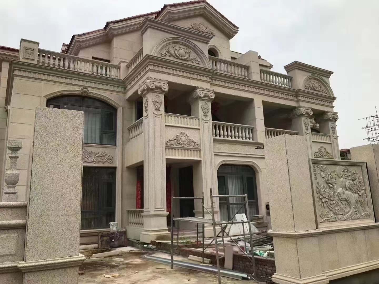 沧州黄金麻别墅外墙安装效果